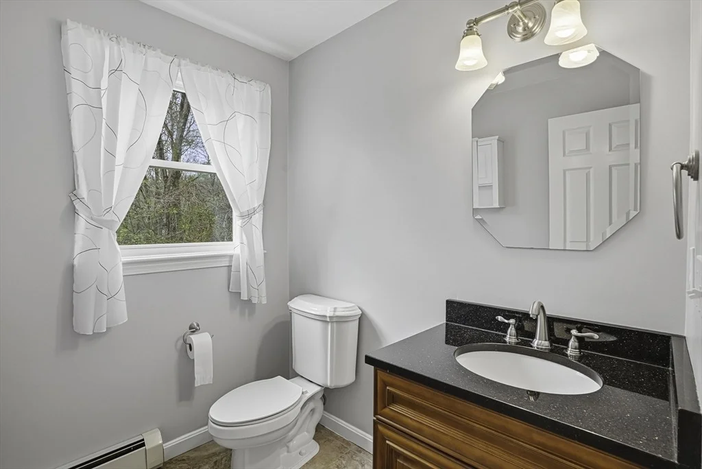 Photo of 2 Tee Jay Ln