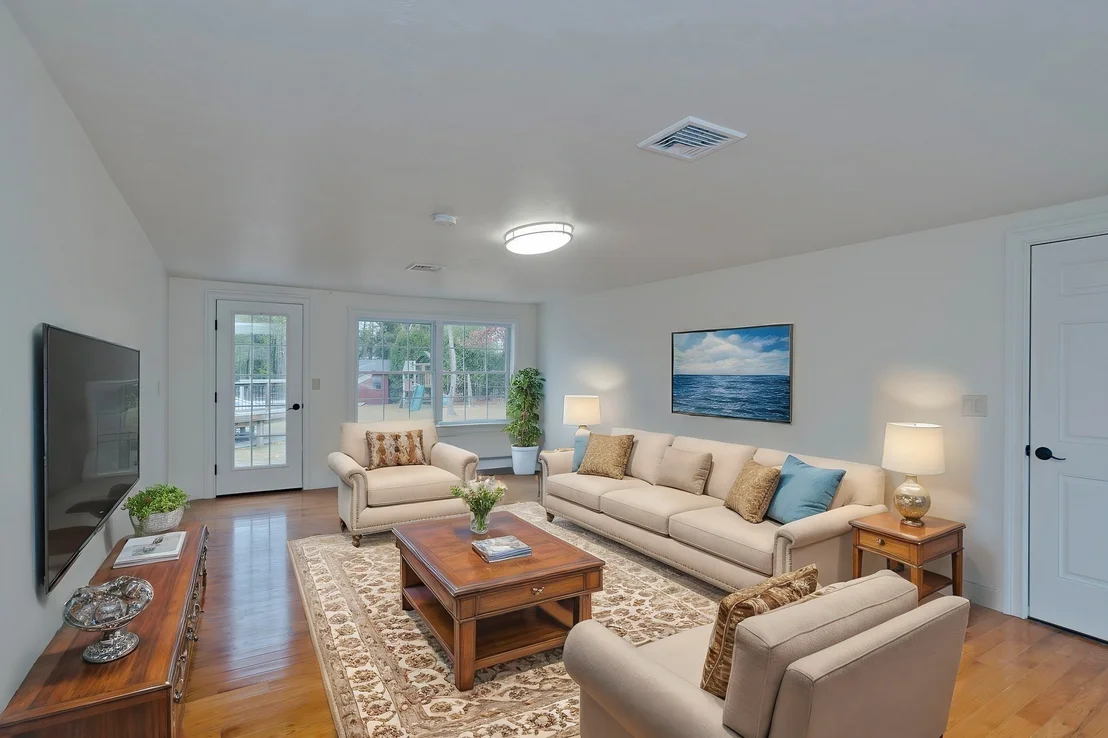 Photo of 1066 Piper Rd