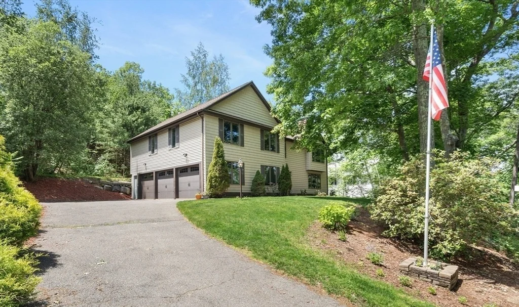 Photo of 25 Dexter Rd