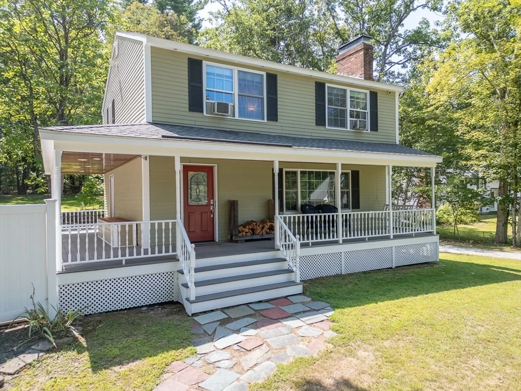 Photo of 21 Hyacinth Dr
