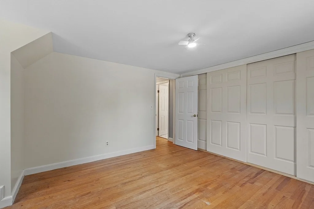Photo of 31 Crestview Dr