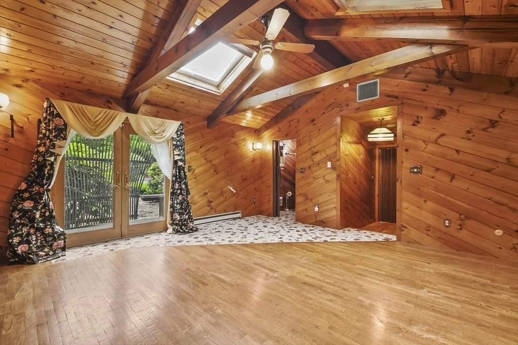 Photo of 210 Plain Dr