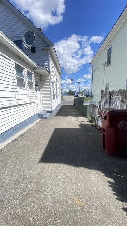 Photo of 75 Plain St