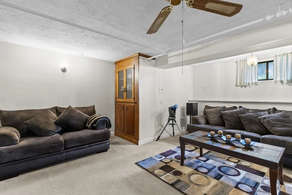 Photo of 96 Loring Ave