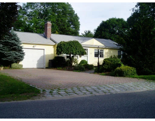 Photo of 40 Shore Road