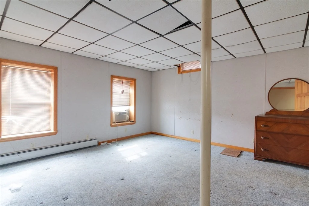 Photo of 1030 Main St