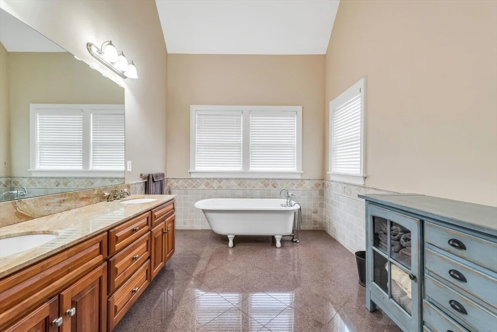 Photo of 326 Willowbend