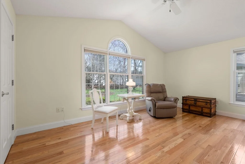 Photo of 70 Salem Rd