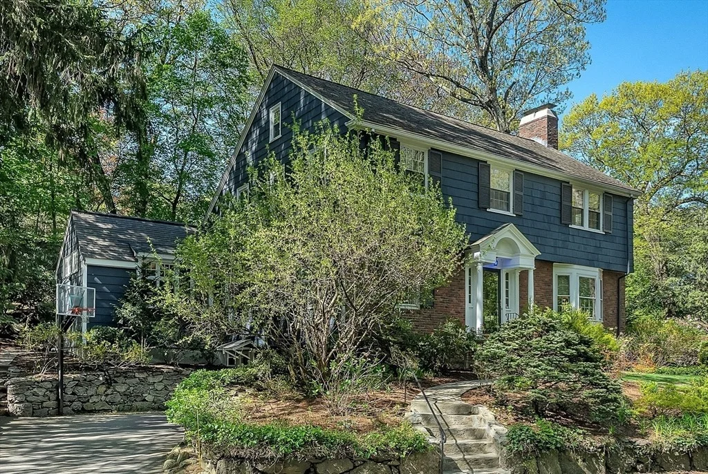 Photo of 81 Intervale Road