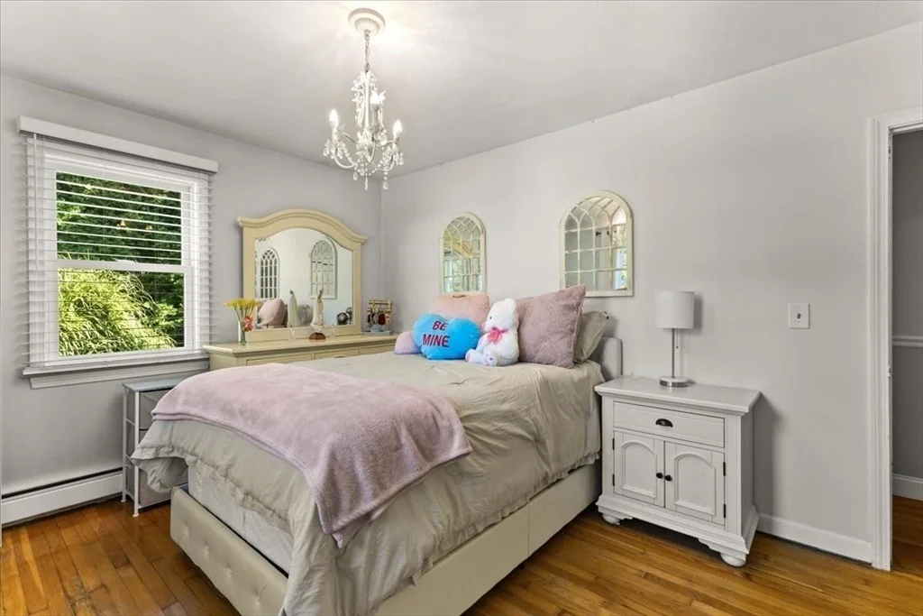 Photo of 16 Green Meadow Dr