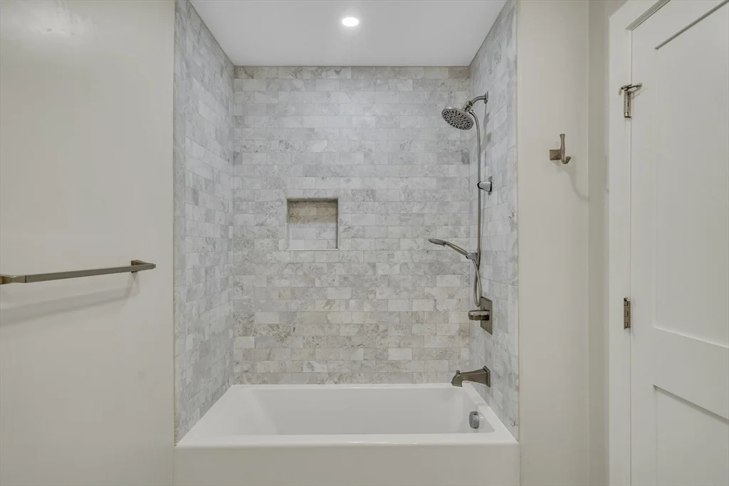 Photo of 48 Perry Rd