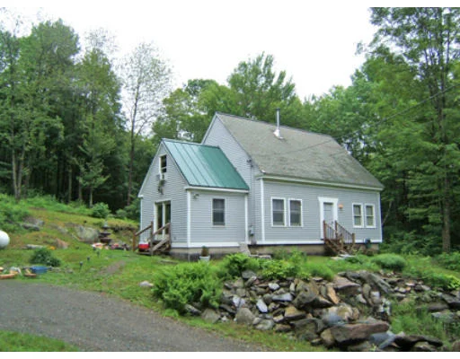 Photo of 229 Thompson Road