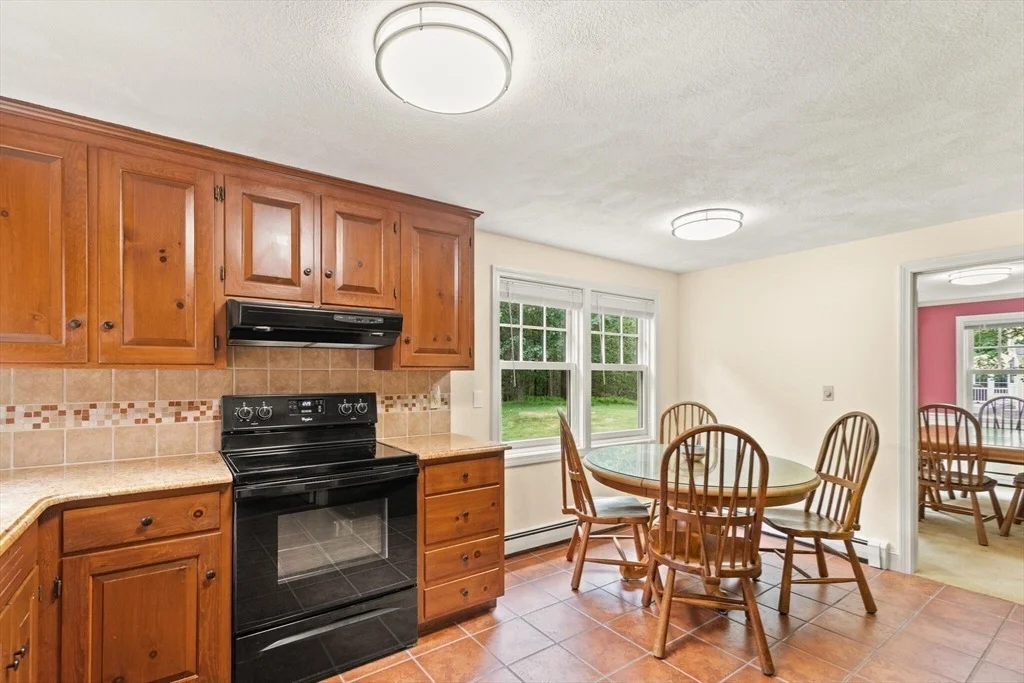 Photo of 35 Willowdale