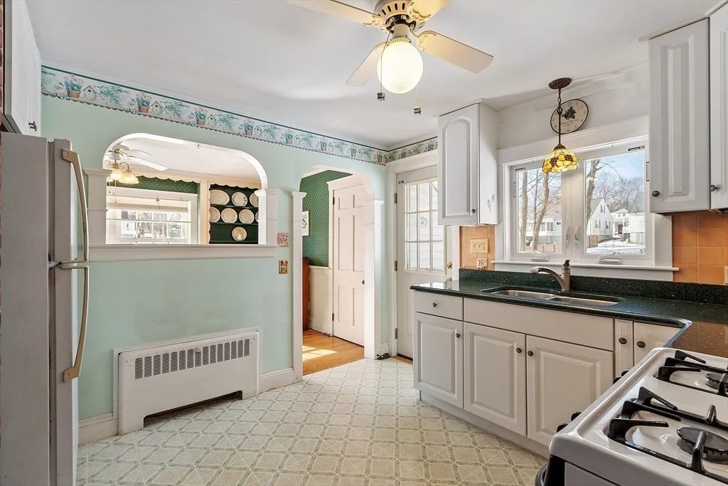 Photo of 24 Pelham Ave
