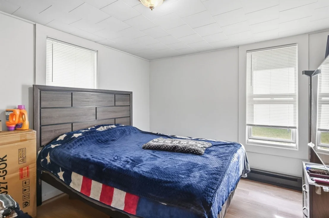 Photo of 215 Eddy St