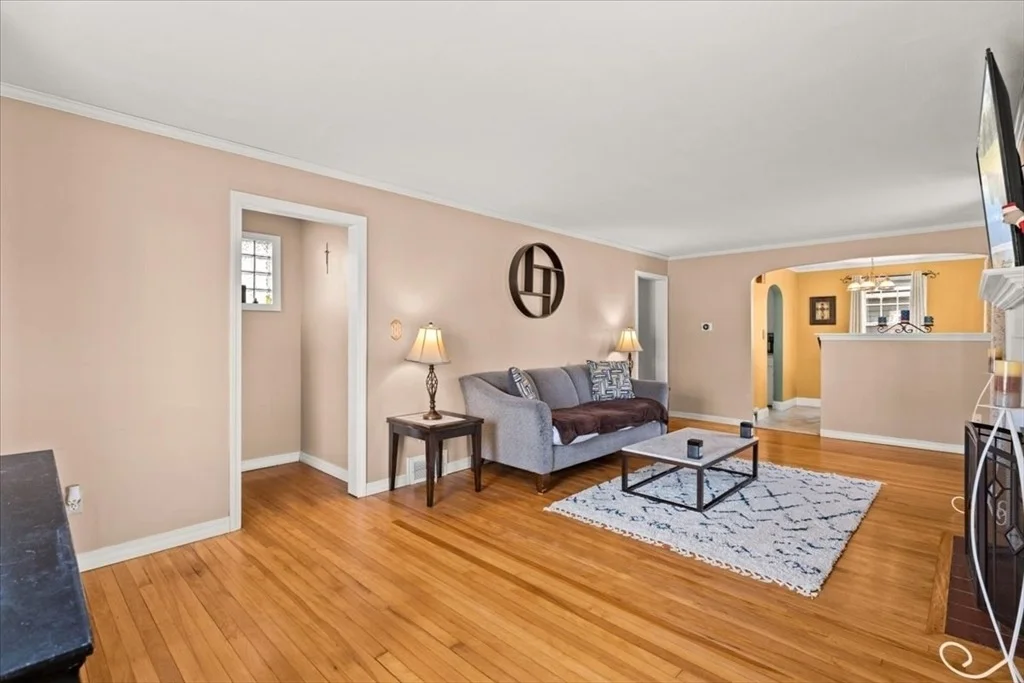 Photo of 49 Cove St