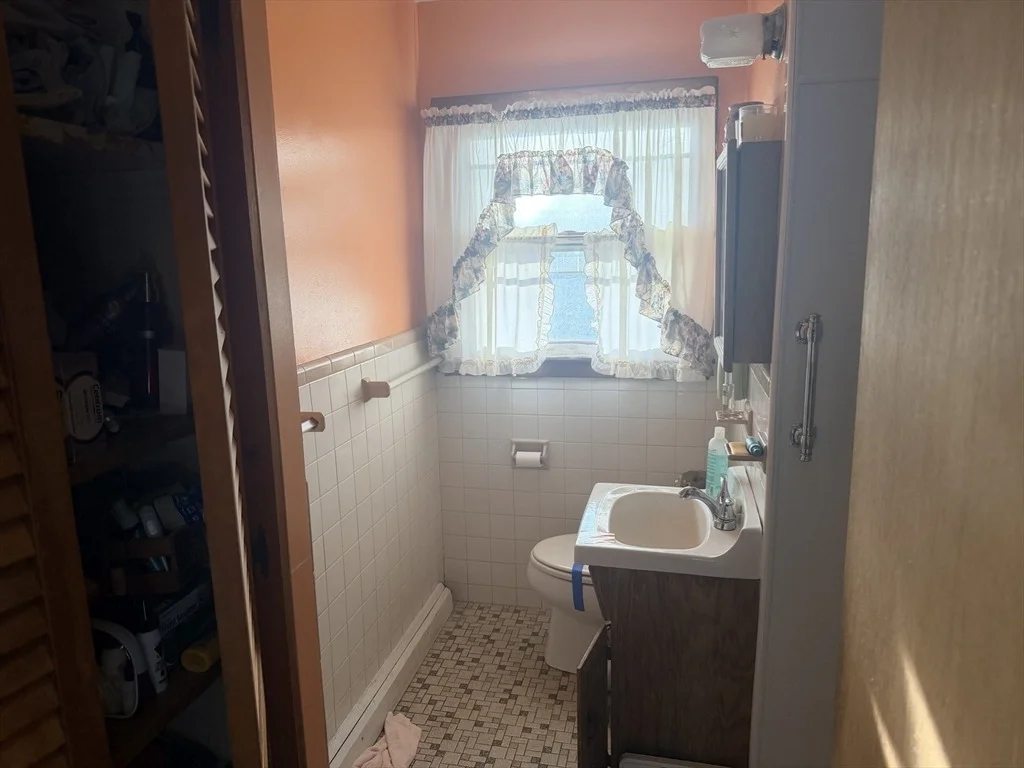 Photo of 8 Molloy Rd