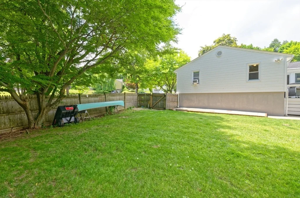 Photo of 117 Longmeadow Ave