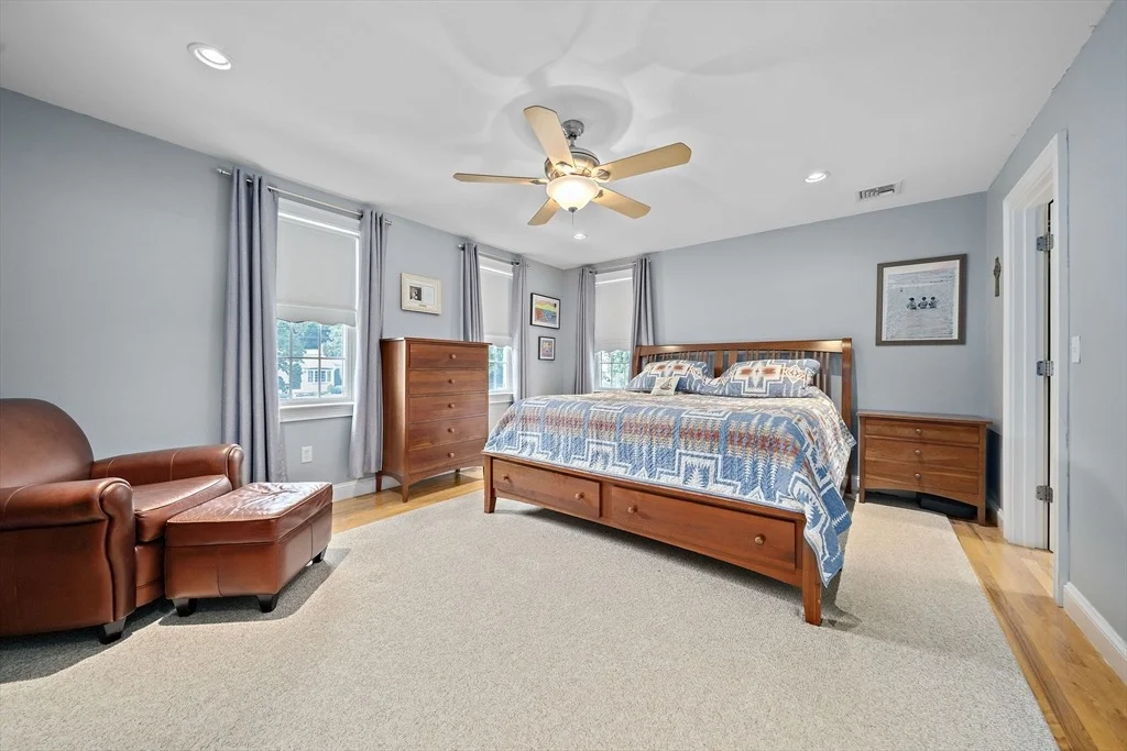 Photo of 146 Eleanor Dr