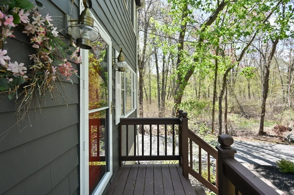 Photo of 6 Ivy Ln