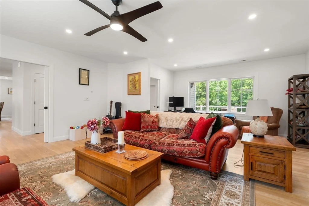 Photo of 54 Meadowbrook Road