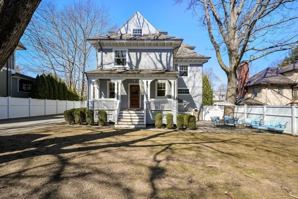 Photo of 96 Dean Road
