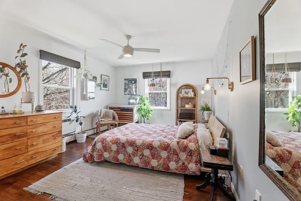 Photo of Unit C at 68 Colonial Cir