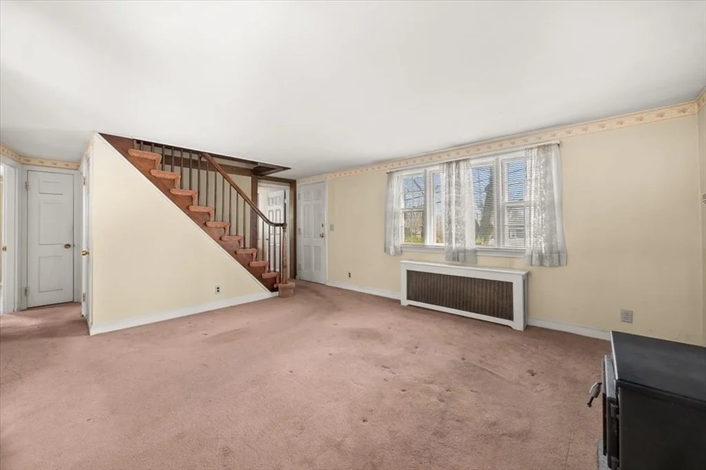 Photo of 7 Cedar Cir