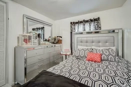Photo of 132 Croyden Ter
