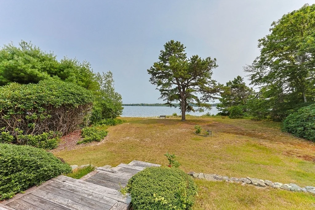 Photo of 418 Massasoit Trail