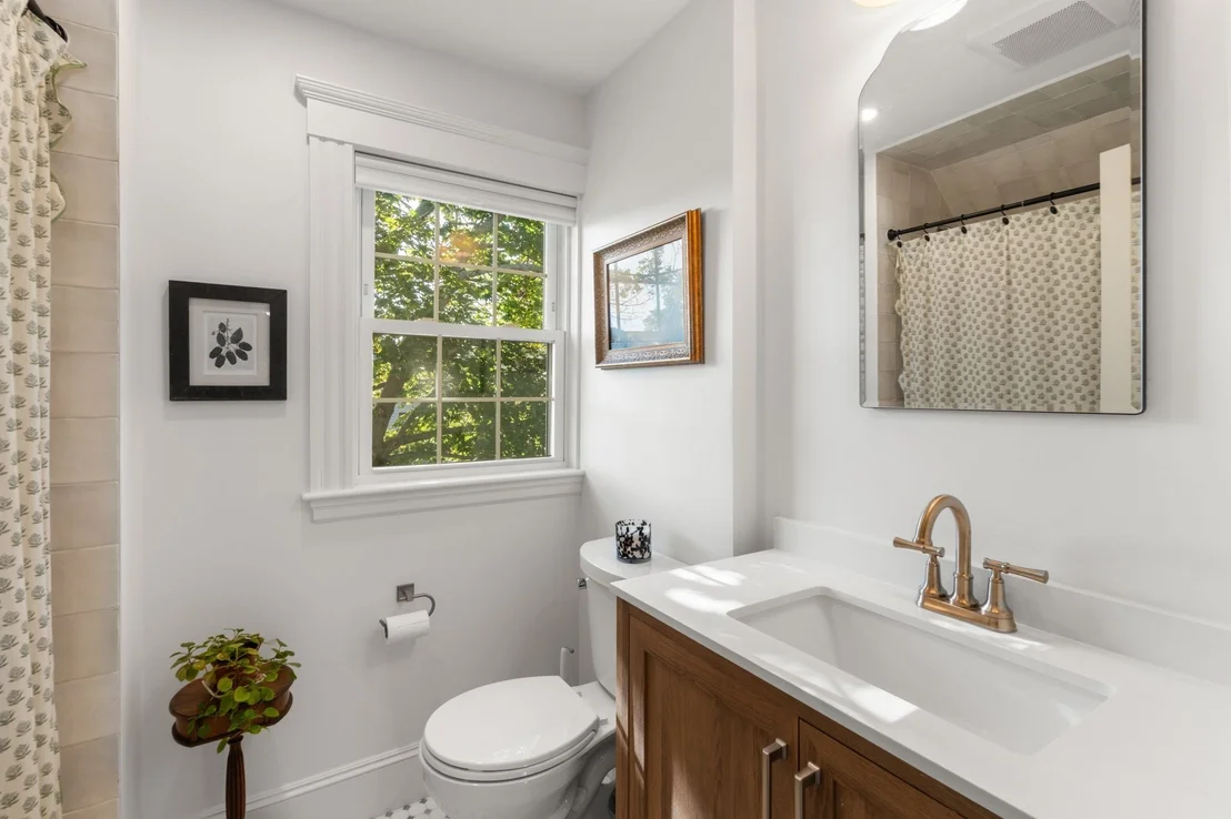 Photo of 37 Arborway Dr