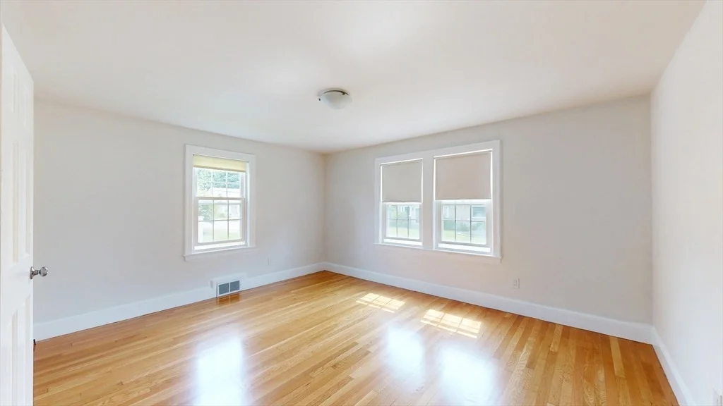 Photo of 6 Maple Circle