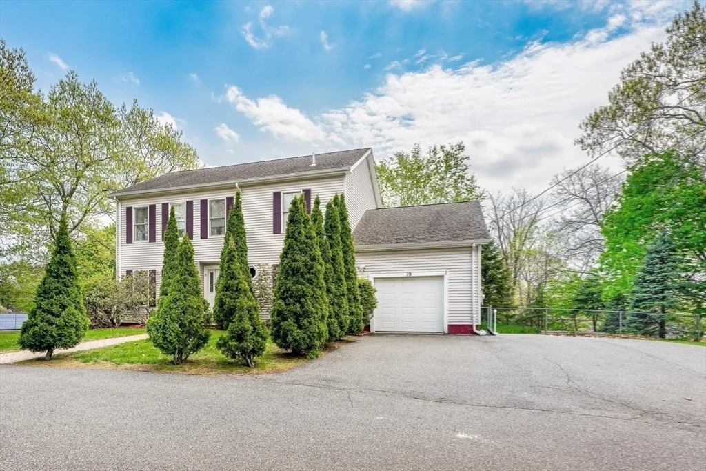 Photo of 19 Pinehurst Ave