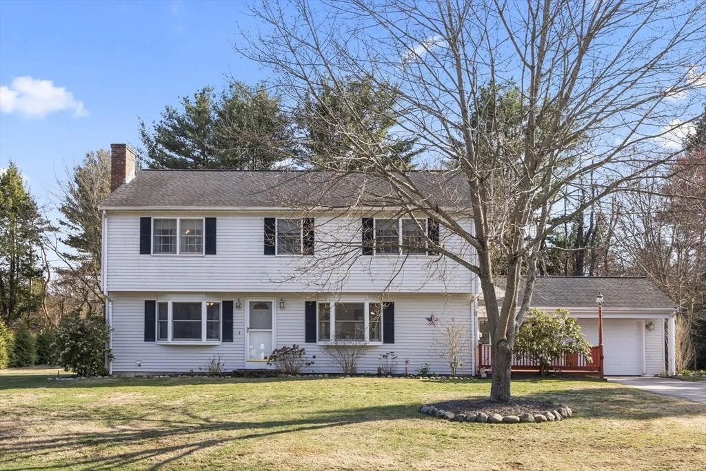 Photo of 17 Wagonwheel Rd