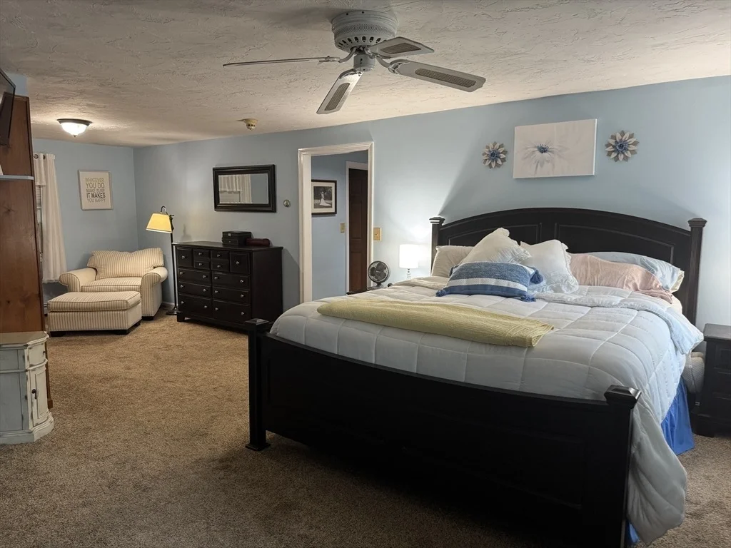 Photo of 72 Hickory Drive North