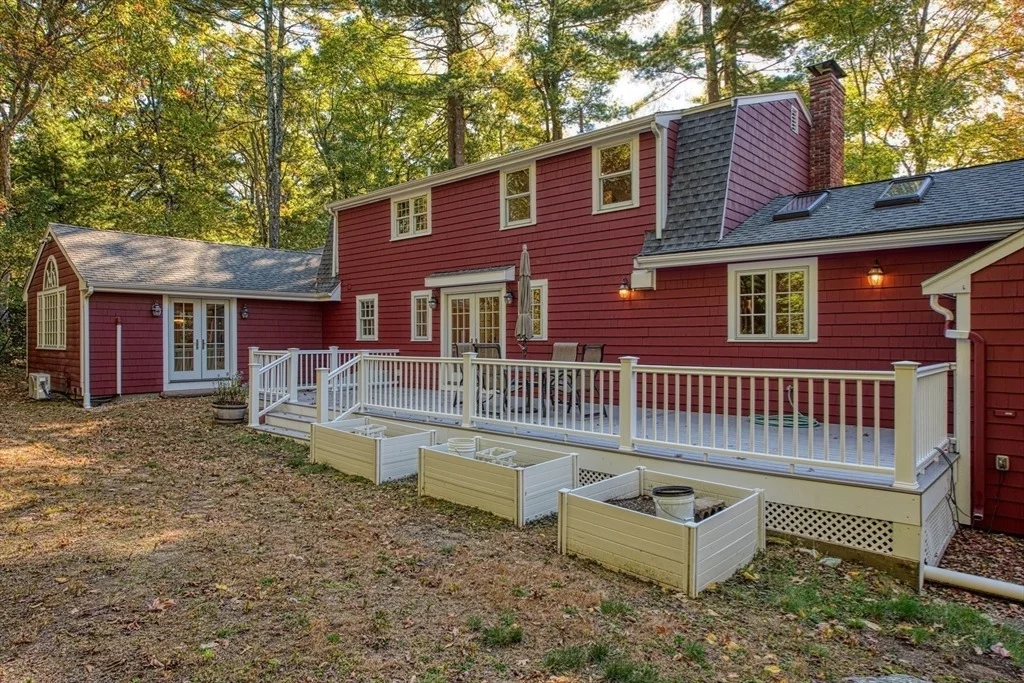 Photo of 2 Beaver Brook Road