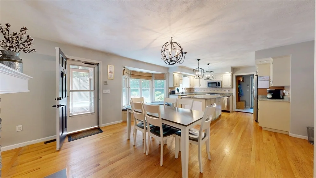 Photo of 4 Burnham Dr