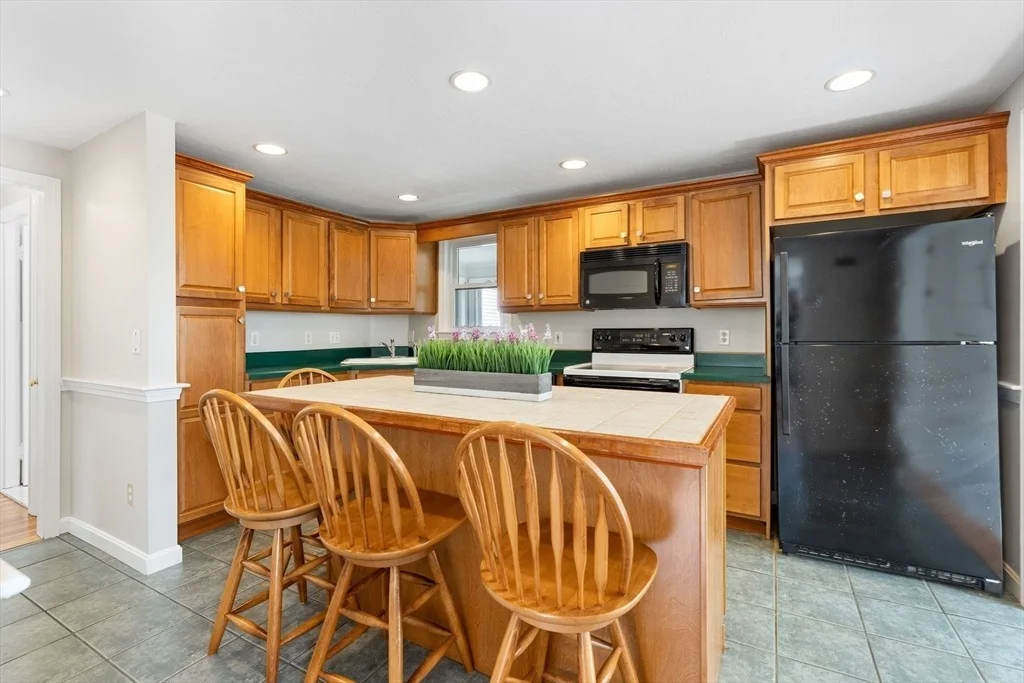 Photo of 273 River St