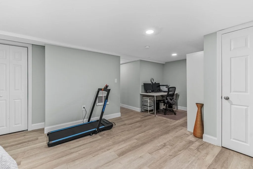 Photo of 33 Overlook Ave