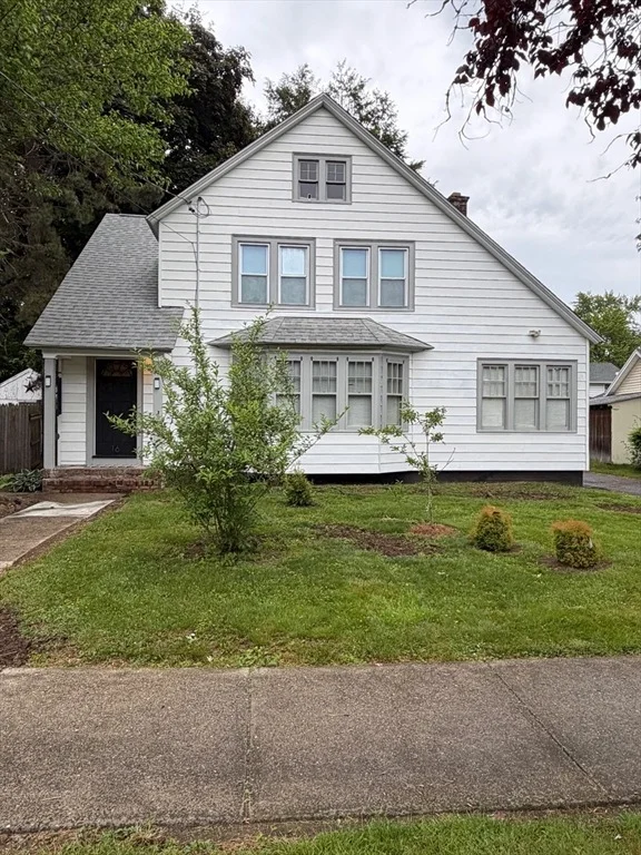 Photo of 16 Fenimore Blvd