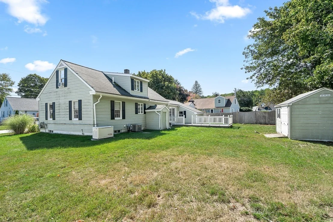 Photo of 12 Leo Ave