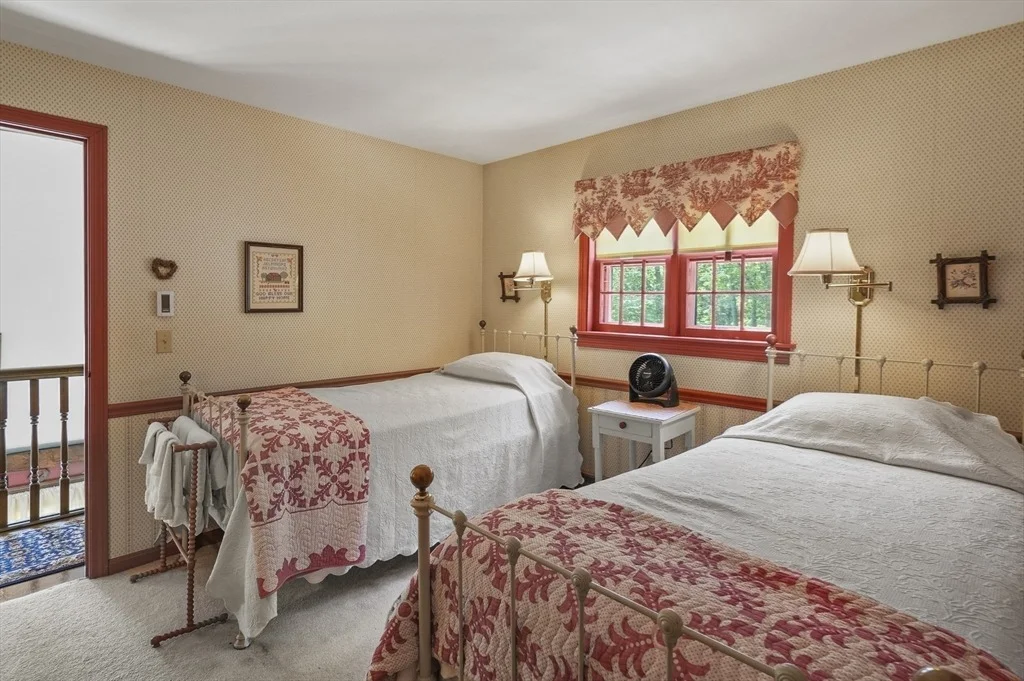 Photo of 260 Ward Hill Road