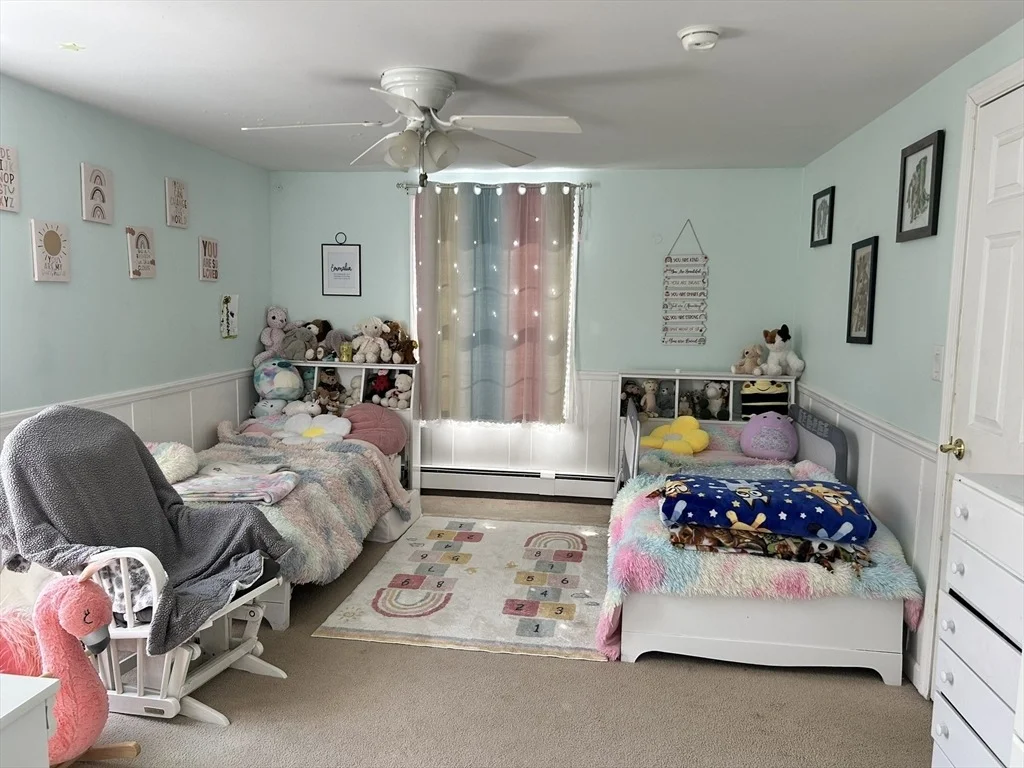 Photo of 4 Brookstone Dr