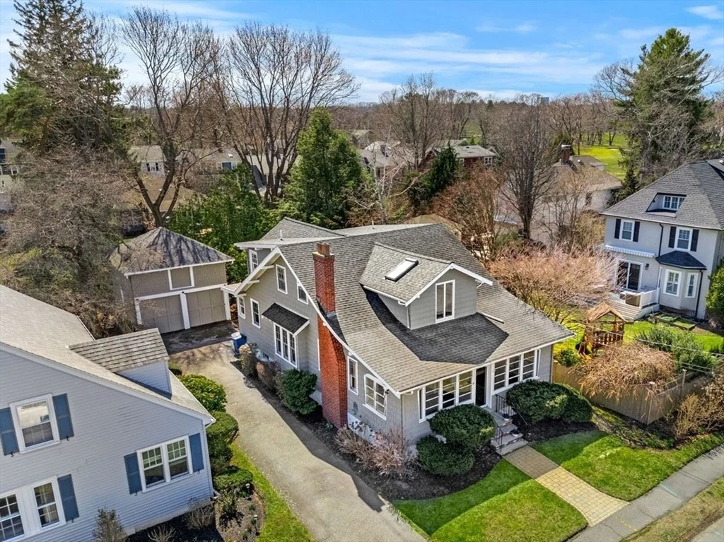 Photo of 18 Winthrop Ave