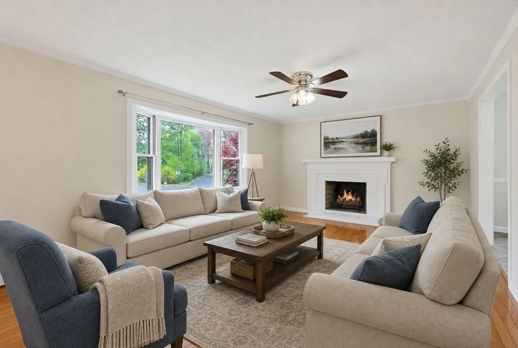 Photo of 10 Charles River Rd