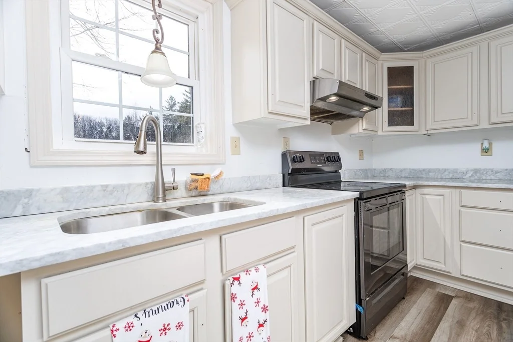 Photo of 28 Holly Drive