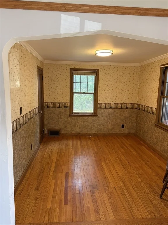 Photo of 84 Clairmont Ave