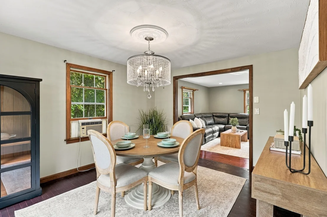 Photo of 10 Garrison Heights Drive
