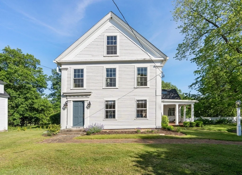 Photo of 339 Boston Rd