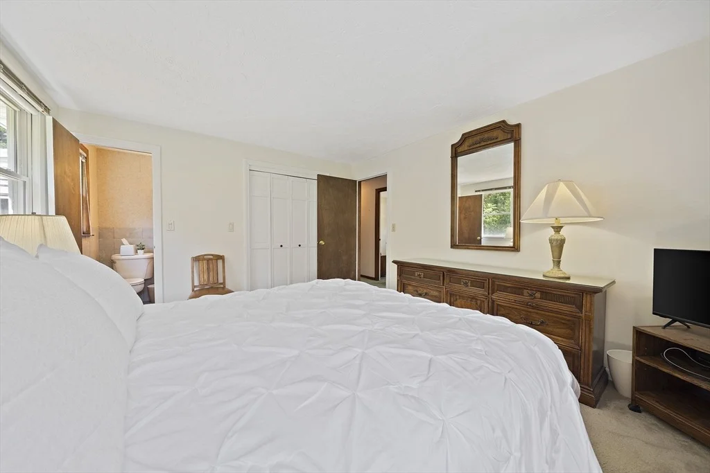 Photo of 6 Sandy Ridge Cir